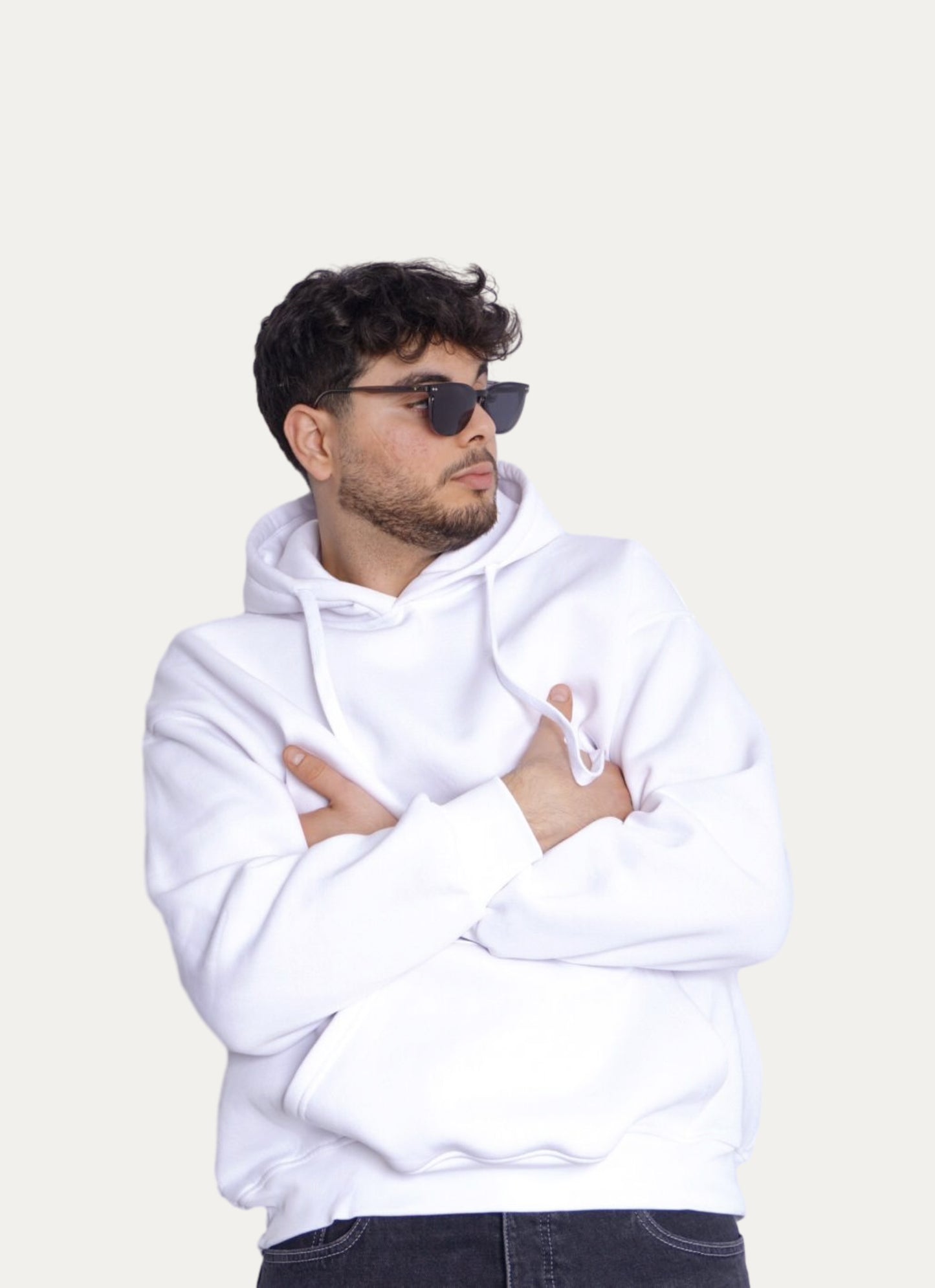 SIMPLE WHITE HOODIE
