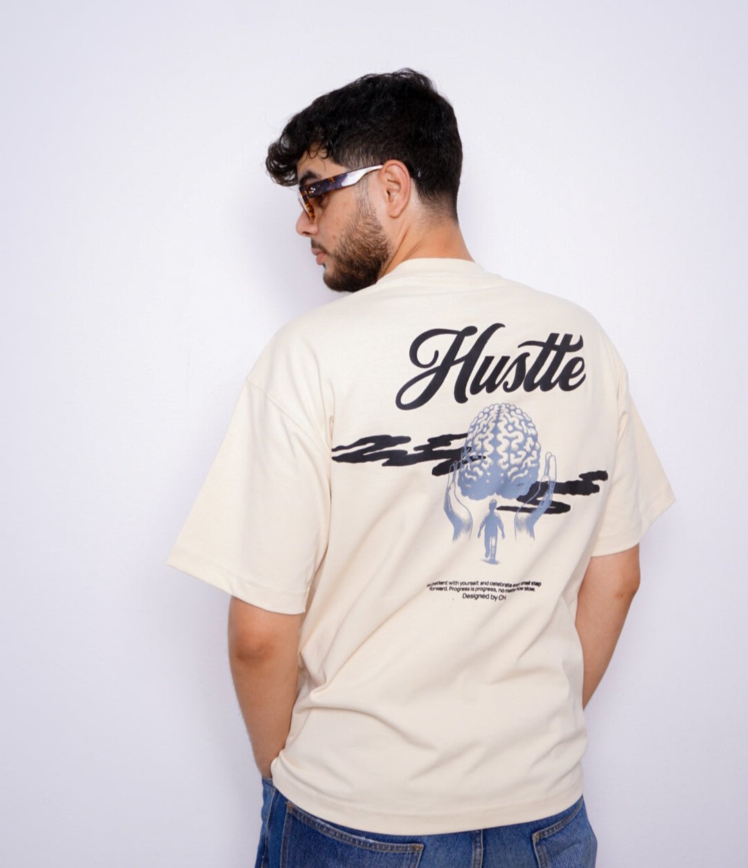 HUSTLE oversize t-shirt - BEIGE