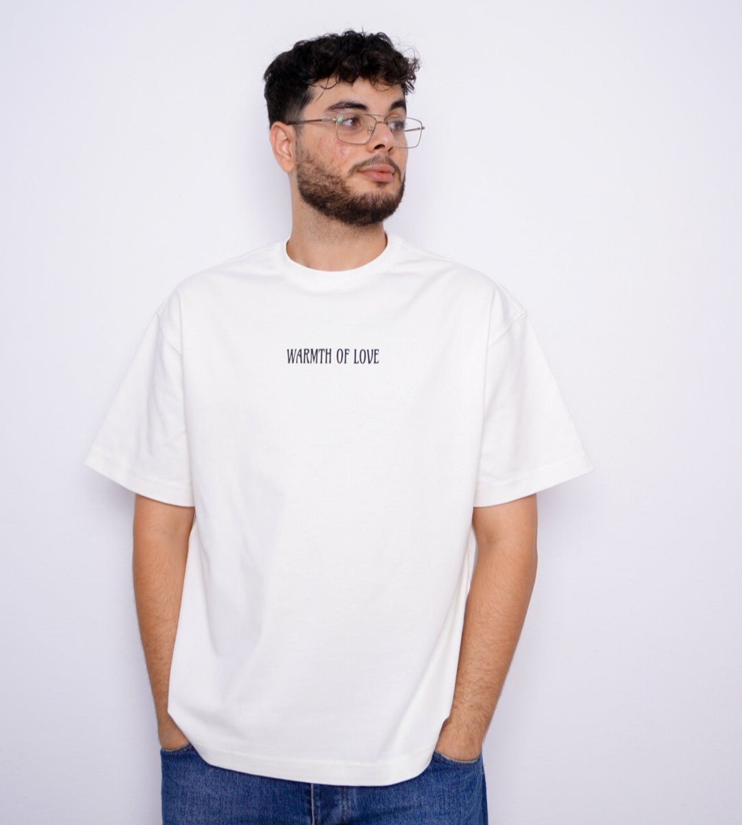 WARMTH OF LOVE oversize t-shirt - WHITE