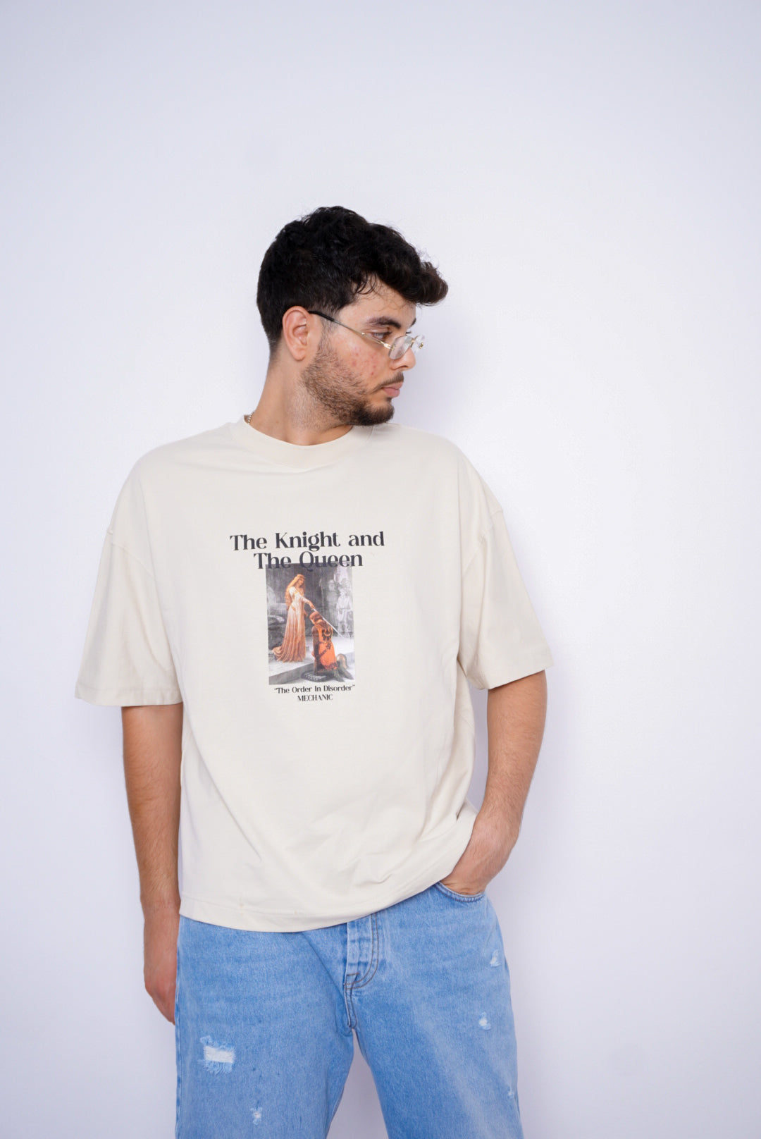 the knight oversize t-shirt - beige