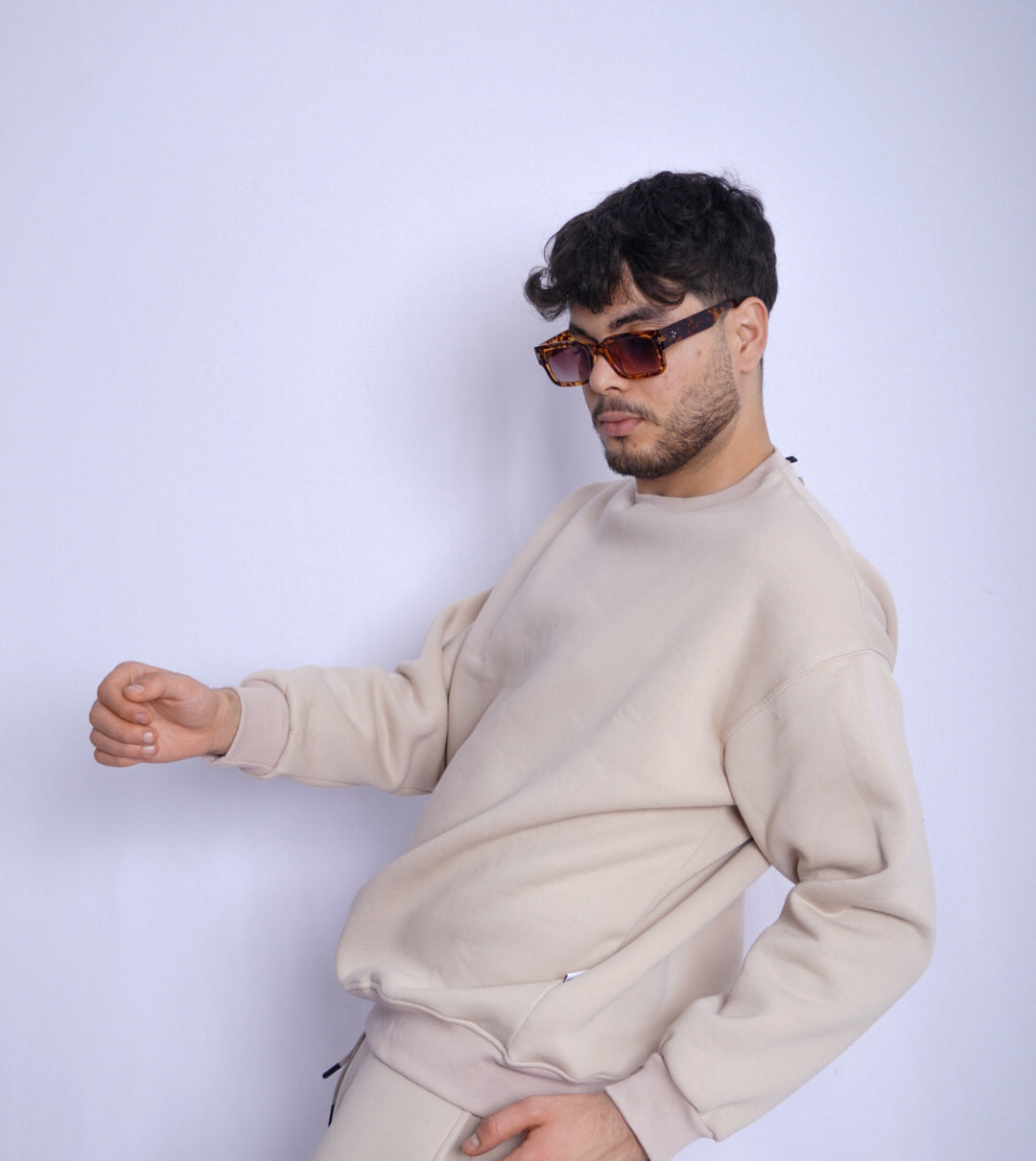 SIMPLE BEIGE SWEAT-SHIRT