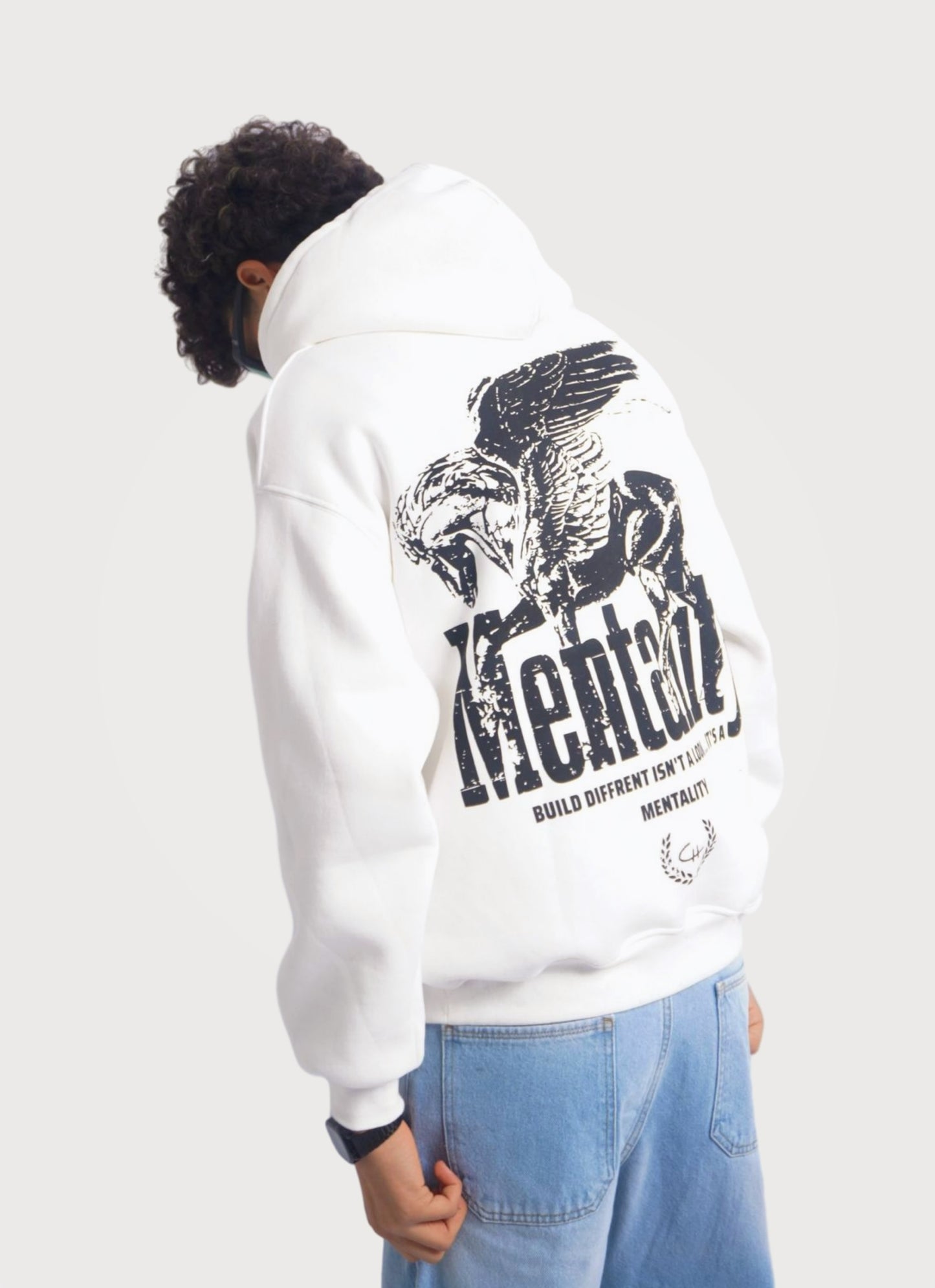 WHITE HOODIE ' MENTALITY '