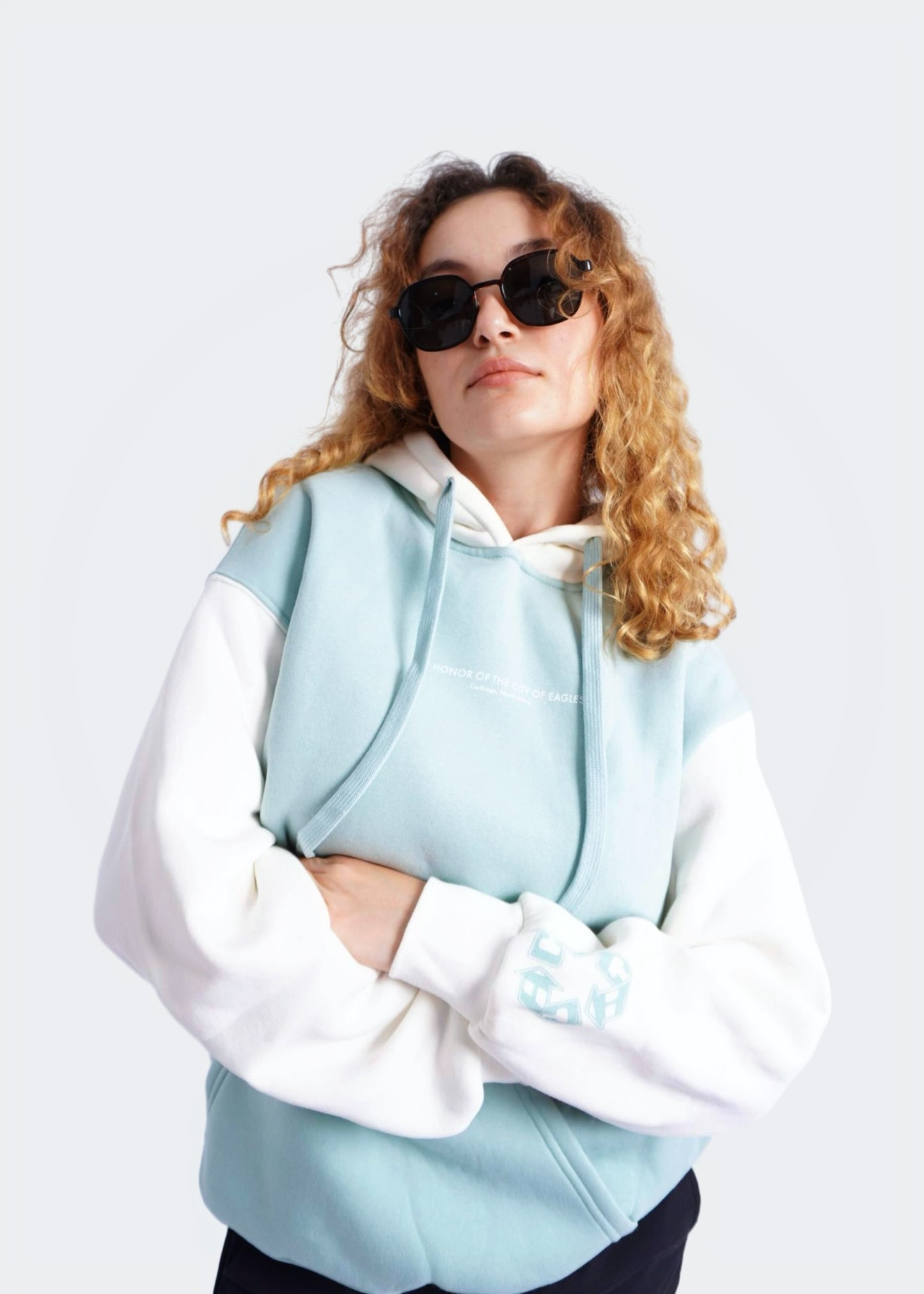 WHITE & GREENWATER HOODIE ' CITY OF EAGLES '